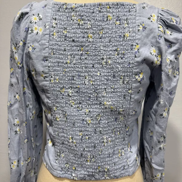 Rachel Zoe Linen Blend Crop Top Sz M Blouse Long Sleeve Square Neck Blue Floral - Image 5