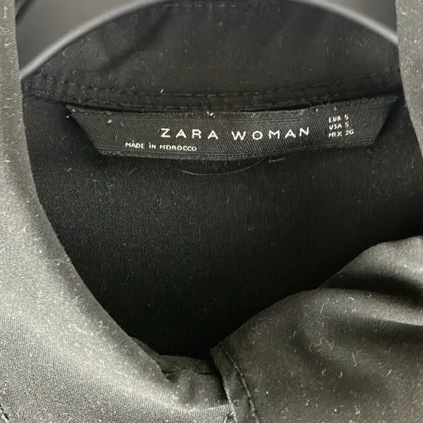 Zara Women black button up shirt size small - Image 3