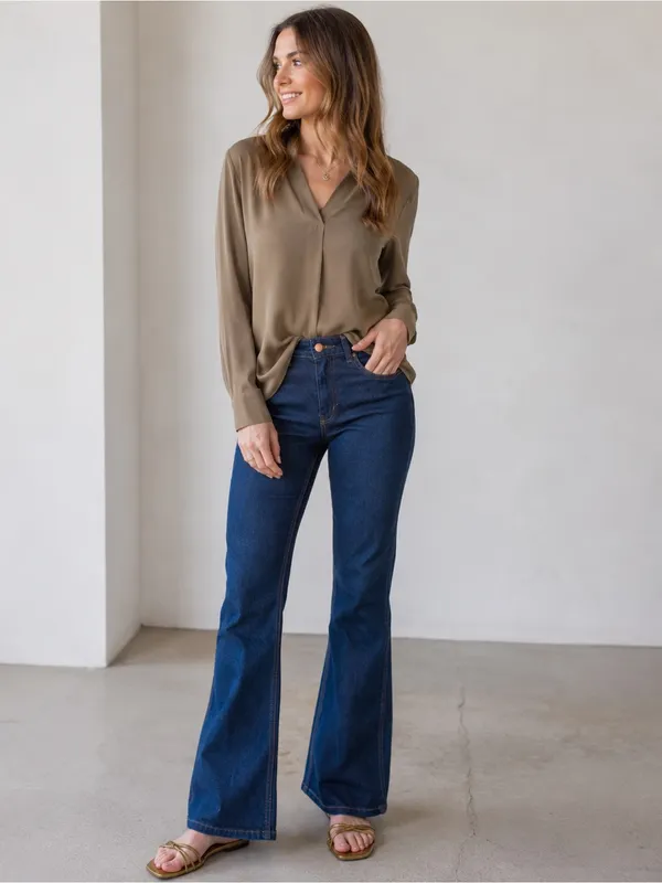 STAUD x WRANGLER The Bikini High Rise Flare Leg Jean Dark Rinse Size 32 NEW - Image 3