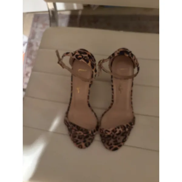 Lulus Leopard Print Block Heel Sandals Ankle Strap Cheetah Print Tan Black 6.5 - Image 4