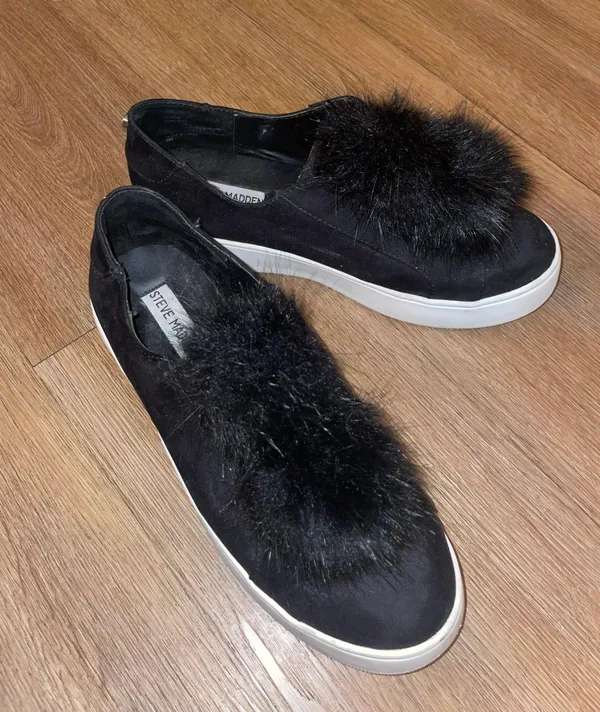 Slip On Fashion Sneaker With Pom Pom - Image 2