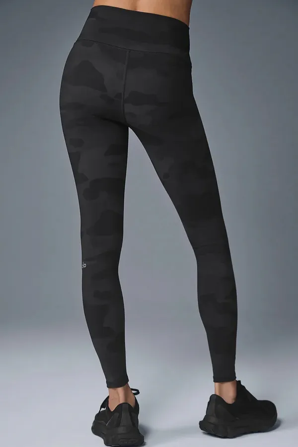 Alo Yoga High-Waist Camo Vapor Leggings - Image 4