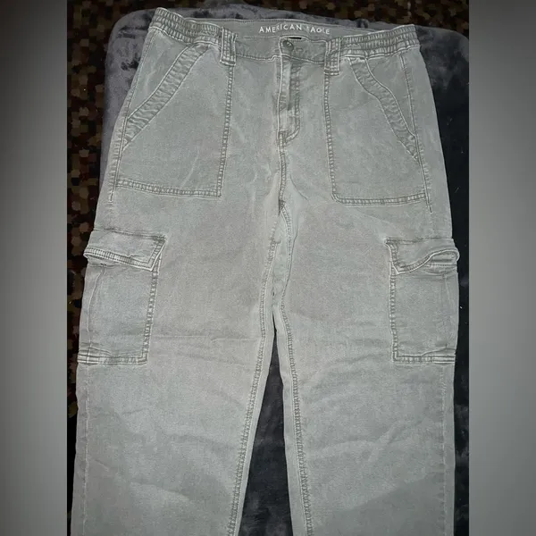 American Eagle Cargo Stretch Straight Pant in Green Size 14 Regular - Image 8