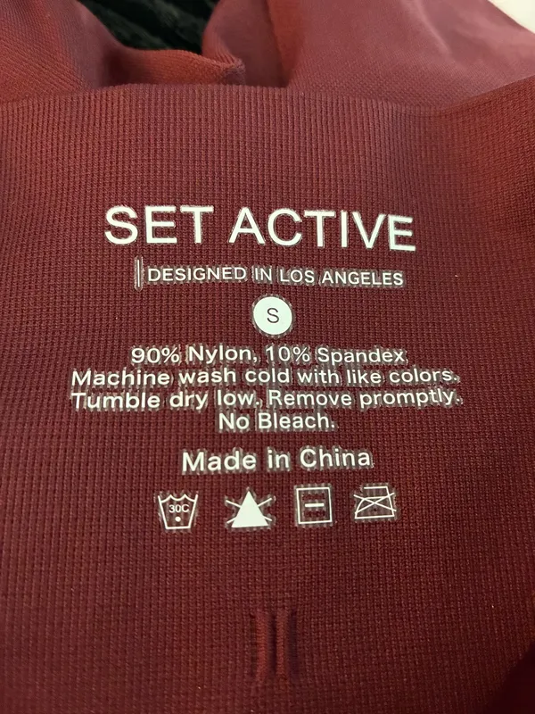 Set Active NWT Shorts size Small  - Image 3