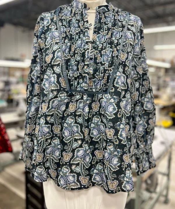 By Anthropologie Henley Peasant Blouse S - Image 4