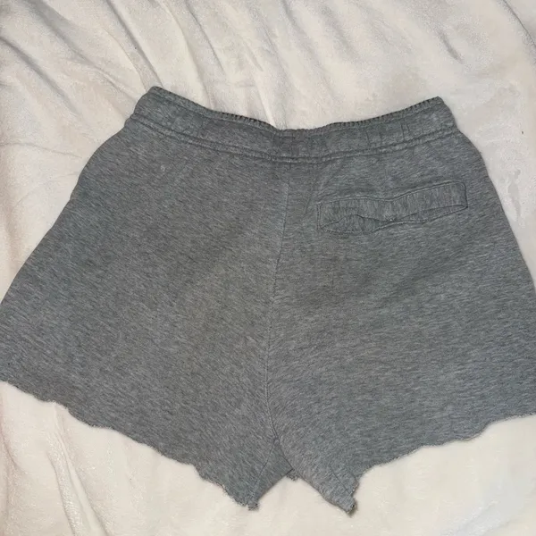 Grey Nike sweat shorts - Image 3