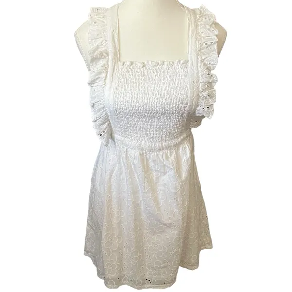 Lulu's Sweet Bliss‎ White Eyelet Ruffled Backless Mini Dress Sz XS Lace Feminine - Image 2