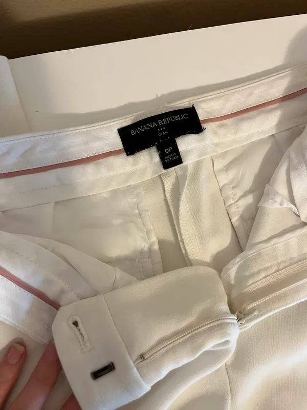 Banana Republic White Pants - Image 2