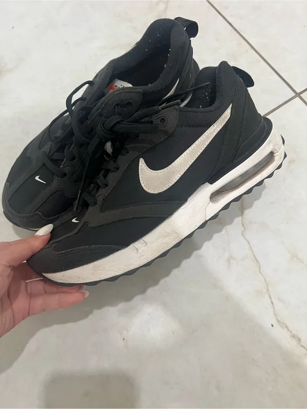 Nike Black Summit White Air Max Dawn Sneakers Size 8 US - Image 2