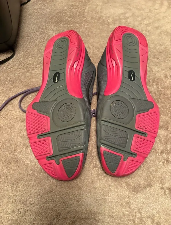 Nike Women’s Running Shoes 8 - Image 4