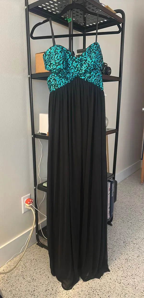 Strapless sequin top floor length gown Blue Size 2 - Image 4