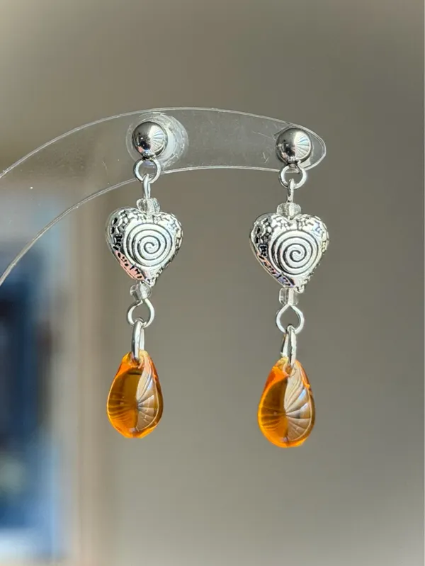 Handmade retro vintage fairy boho funky hippie style quality spiral heart dangle earrings🌀🤎🌱 - Image 2