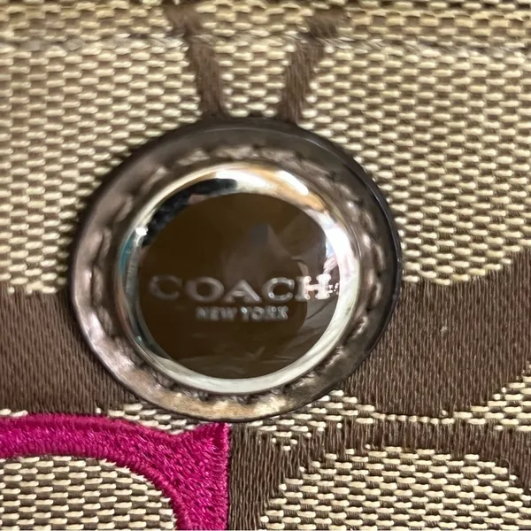 coach wristlet wallet coin purse - Image 16