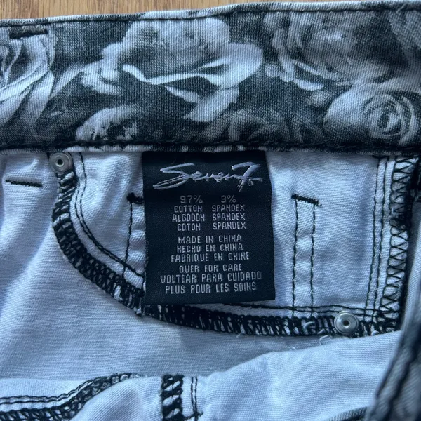 Seven7 Black White Floral Rose Print‎ Skinny Jeans Women's Size 4 Stretch Denim - Image 5