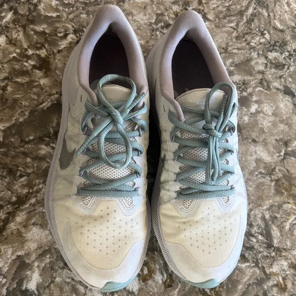 Nike Women's Zoom Winflow Shoes / Q2 - Image 2