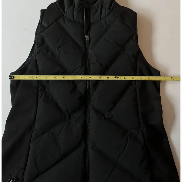 ATHLETA Inlet Quilted Puffer Vest Black Medium - Image 5
