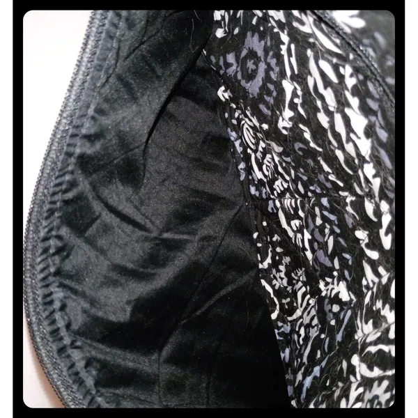 Vera Bradley Diaper Bag Women Large Black White Paisley Quilted Tote - Image 4