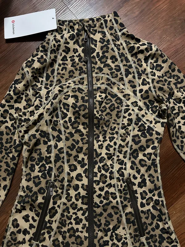 Leopard Lululemon Jacket - Image 5