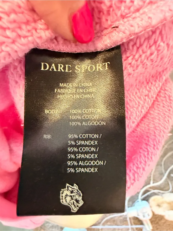 Darc Sport wolves oversized Crewneck sweatshirt pink woman's size small - Image 6
