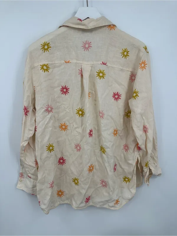 Old Navy The Boyfriend Shirt Sun Celestial Button Up Size Medium Linen Blend - Image 4