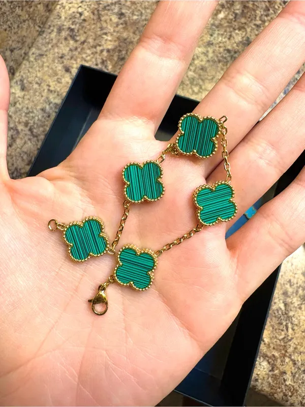 Stainless Steel Green Clover Set - Image 3