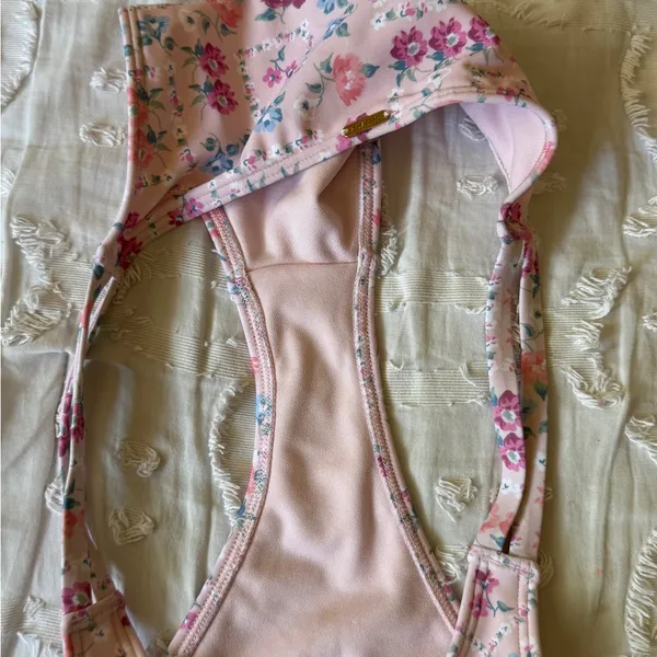 Hollister Size S/M Pink Floral Triangle Bikini Set - Image 9