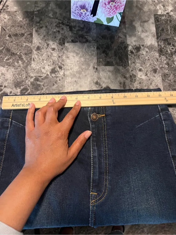 We The Free High Rise Stretch Dark Wash Cutoff Skinny Crop Jean Size 29‎ - Image 9