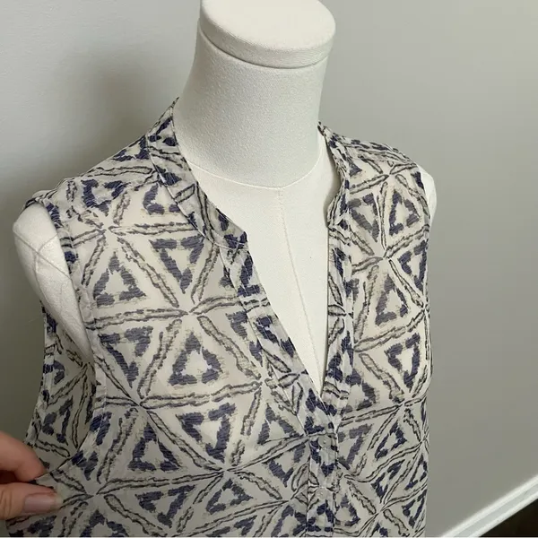 Lumière Top Tunic Sheer Split Neck Collar Lagenlook Geometric Blue Tan Ivory - Image 4