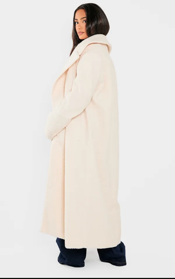 Pretty Little Thing PETITE CREAM BORG MAXI COAT - Image 2
