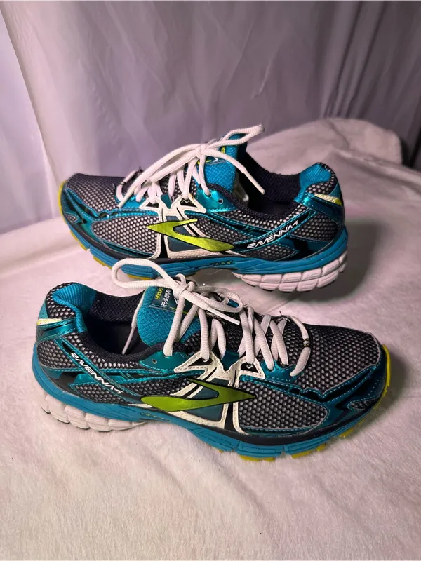 Brooks Women's Teal Black White Running Sneakers with Lime Accent - Image 2