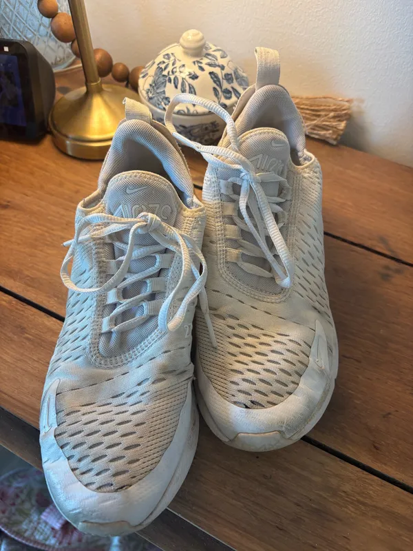 Nike Air Max 270 - Image 2