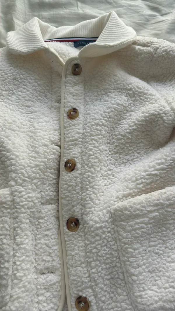 Tommy Hilfiger Women’s Jacket White Faux Fur Sherpa - Image 4