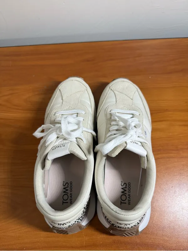 Toms Wyndon Lace Up Jogger Sneaker Shoe Cream with Leopard Accent W9 - Image 8