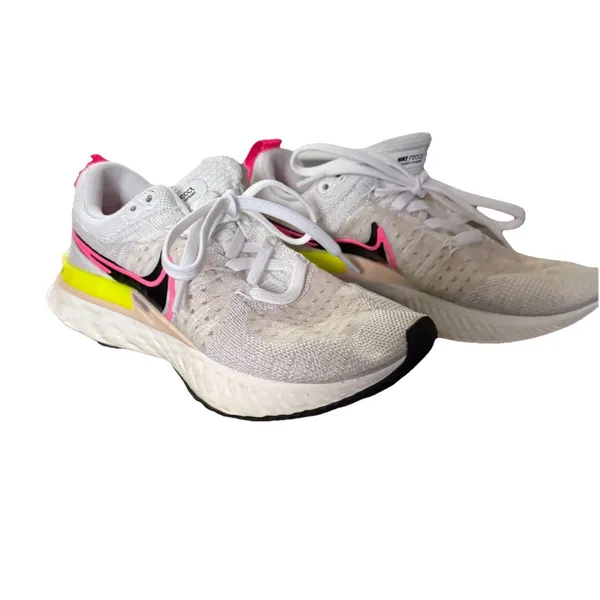Nike React Infinity Run Flyknit 2 Women Sz 6 White Black Pink Athletic Sneakers - Image 2