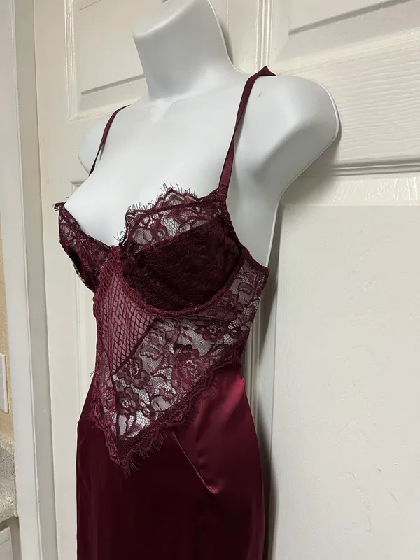 Tic Toc Burgundy Body Con Dress - Image 6