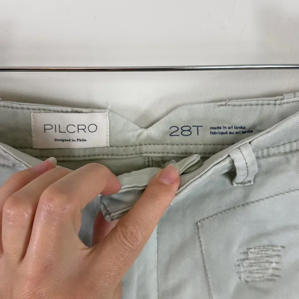 Pilcro Hyphen Patchwork Distressed Barrel‎ Chino Pants in Muted Khaki Sz 28 Tall - Image 5