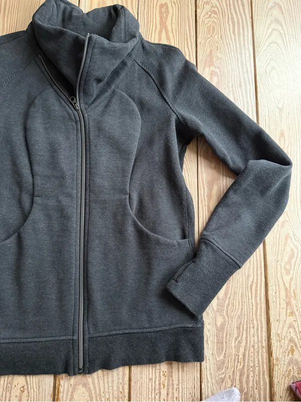 Lululemon Athletica Cozy Cuddle Up Jacket size 10 - Image 2