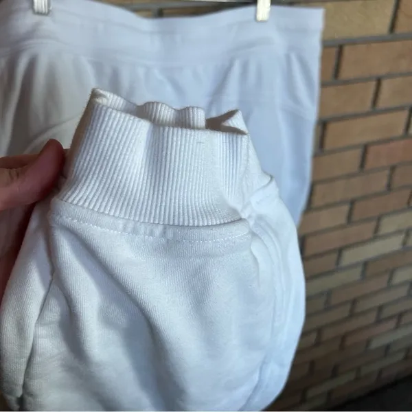 Lululemon Scuba High-Rise French Terry Jogger White Sweatpants Women’s Size 18 - Image 7