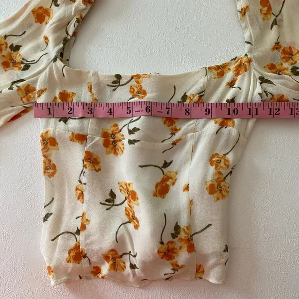 Reformation Floral Puff Sleeve Smocked Back Blouse Women’s 0 - Image 5