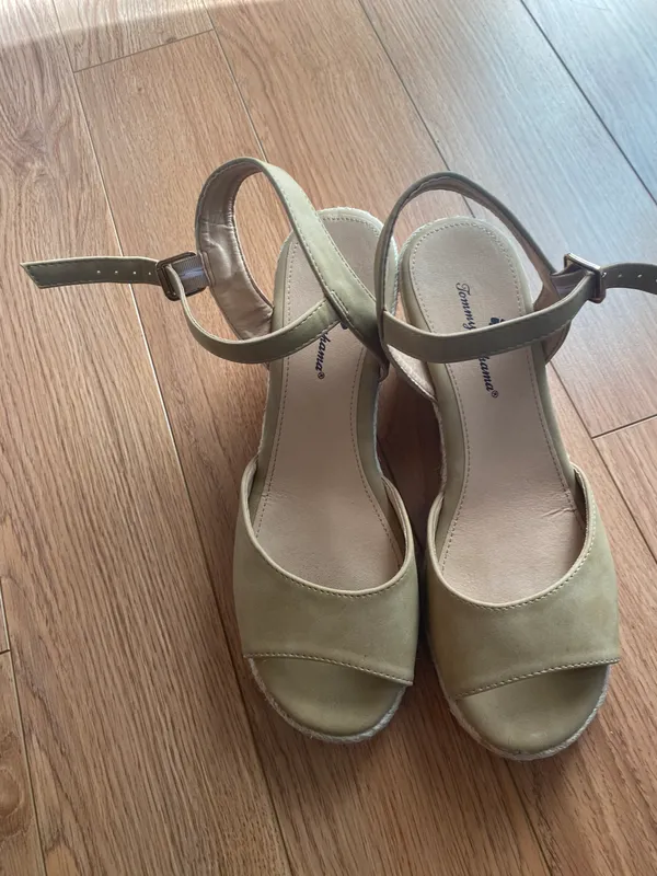 Tommy Bahama Sandals Shoes - Image 7
