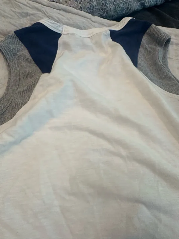 EverEve muscle shirt white with blue/grey - Image 2
