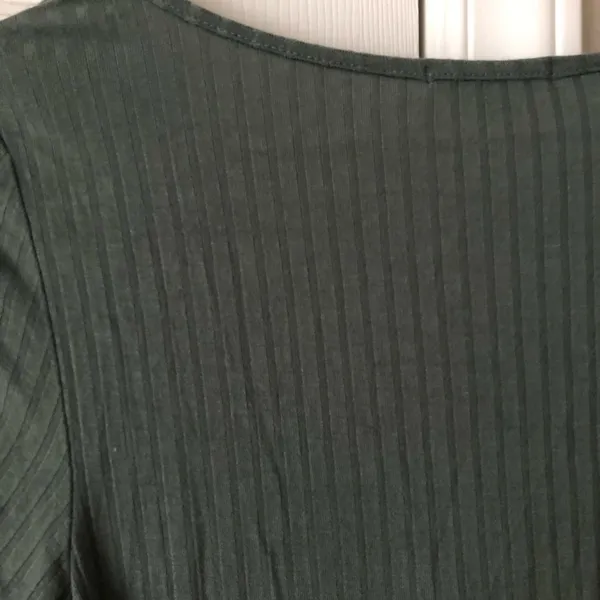 Charlotte Russe Lace Up T Shirt Green Size S - Image 8