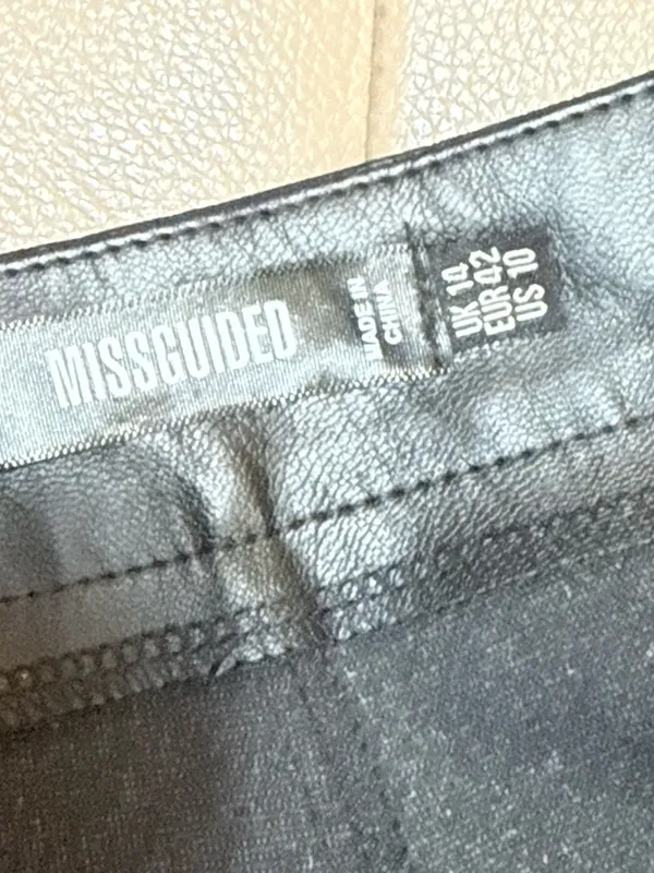 Missguided‎ Black Faux Leather High Waist Pleated Shorts - Image 3