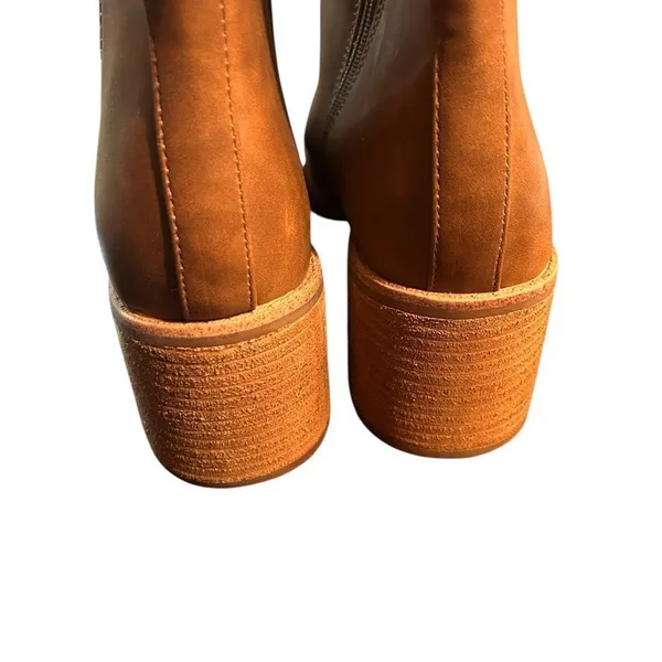Born Tan Block Heel Ankle Boots(Size 9M) Brown - Image 3