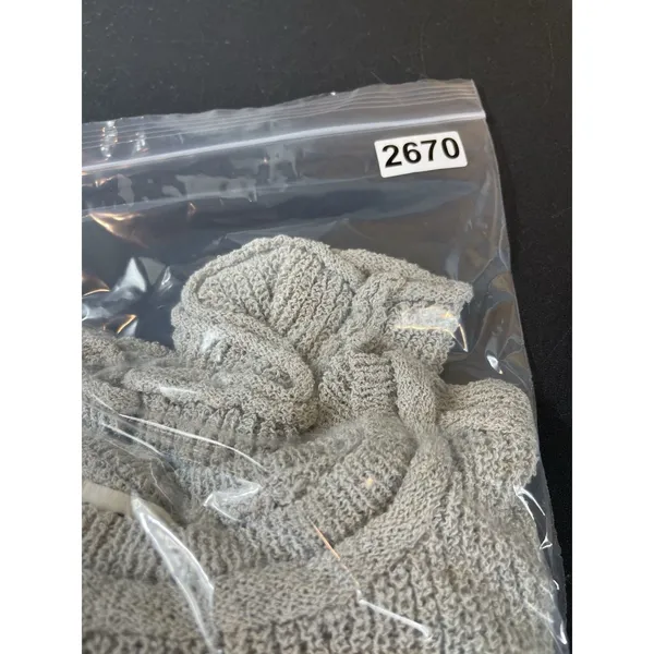 POL Textured Knit Sweater Womens M Gray Lightweight Drop Shoulder Exposed Hem - Image 8