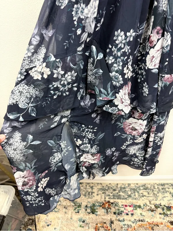 City Chic NWT Mysterious Navy Ruffle V-Neck Floral Flowy Maxi Dress Size 18 - Image 6
