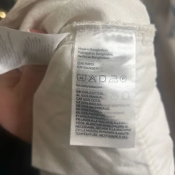 ✨H&M White Wide Ultra High Sz 6 White Jeans✨ - Image 10
