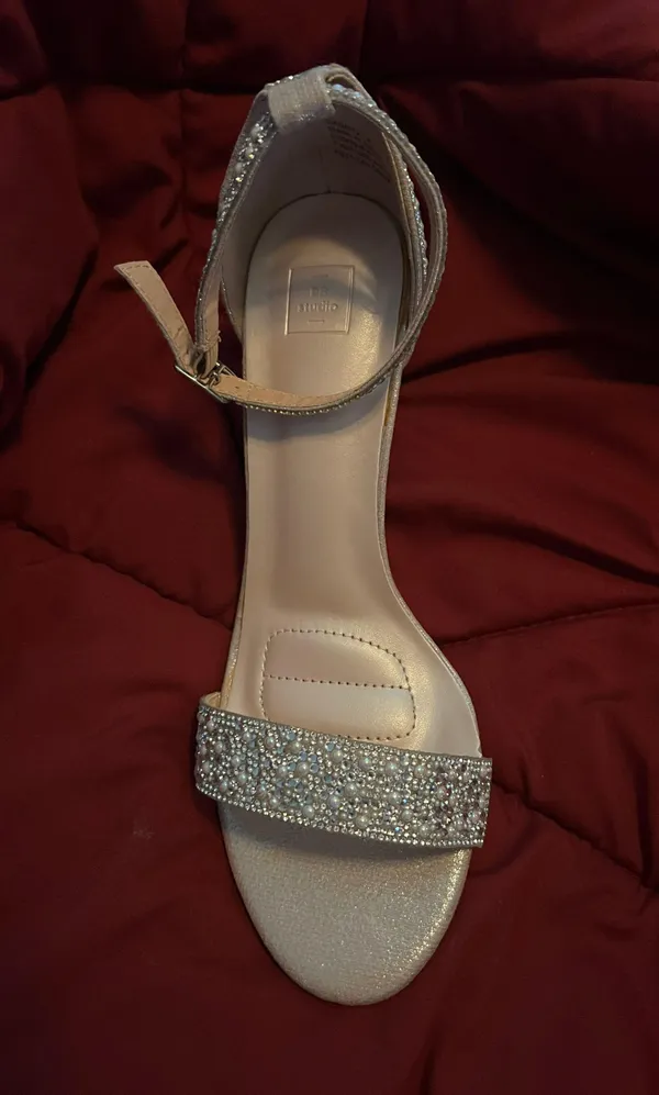 David's Bridal Heels Sparkly - Image 2