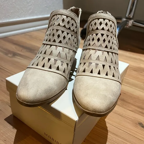 Maurice’s Booties - Image 6