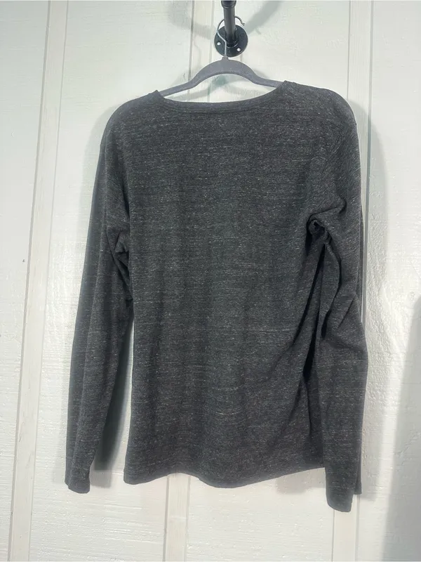 Obey Gray Long Sleeve Tshirt Size Medium EUC - Image 7